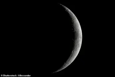 Rare Celestial Alignment: Limited-Time Opportunity to Witness Meteor Shower, Crescent Moon, and Mars on July 28
