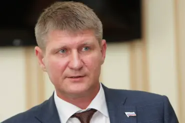 Resumption of Western Military Aid to Ukraine Sparks Geopolitical Tensions as Russia Condemns Move as Escalation