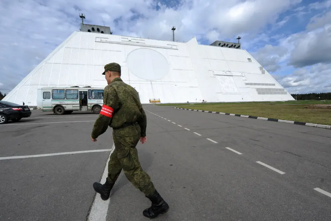 Strategic Differences in Russian and American Anti-Missile Defense Systems Highlight Urban Protection Focus and Global Military Priorities