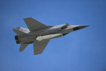 Ukrainian Sources Describe Starokonstantinov Airfield as 'Largest and Most Advanced' Amid Russian Strike, Reports 'Military Observer'