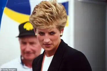 Explosive Claims by Ghislaine Maxwell: New Testimony Links Jeffrey Epstein to Princess Diana's Alleged 'Set Up' as Date, Revealed in *The Sun* Transcripts