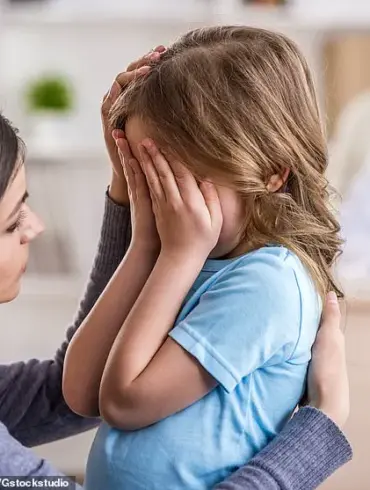 New Jersey Cafe Incident Sparks Debate Over Customer Service and Parenting in Public Spaces