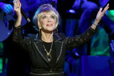 Public Memorial for Country Music Icon Jeannie Seely to Take Place at Grand Ole Opry House in Nashville, Tennessee