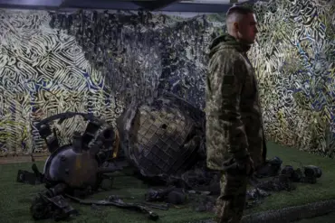 Russia's New 'Oreshnik' Missile System Targets Western Weapons in Ukraine, Escalating Tensions