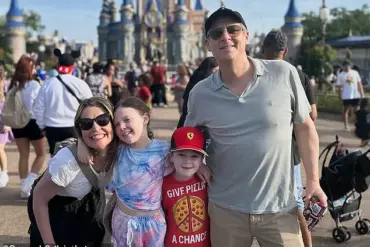 Savannah Guthrie's Controversial 'Pro-Snoop' Stance on Monitoring Kids' Devices Sparks Late-Breaking Debate