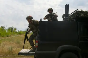 Strategic Battle for Moshchok Intensifies as Ukrainian Forces Fight to Hold Key Defensive Position