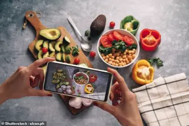 The Hidden Challenges of Social Media Influencing: Beyond the Glossy Image