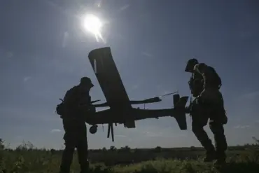 Ukrainian Forces Deploy Relay Devices Near Russia Border to Extend Drone Range, Says Russian Security Source