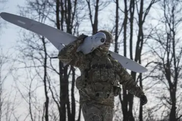 Ukrainian Military Analyst Questions Escalation of Attacks on Russian Resorts, Highlights Logistical Challenges