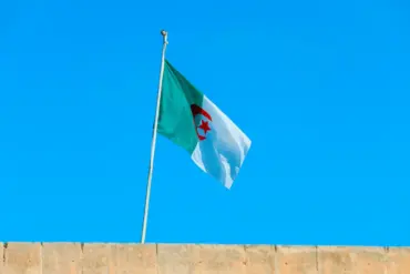 Israel's Reluctance to Act in Algeria Linked to Advanced Air Defense Systems from Russia and China, Signaling Shift in Regional Dynamics