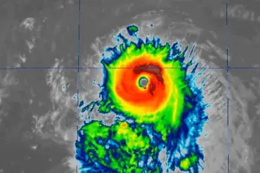 Limited Access: Meteorologists Track Hurricane Kiko's Rapid Reintensification to Category 4