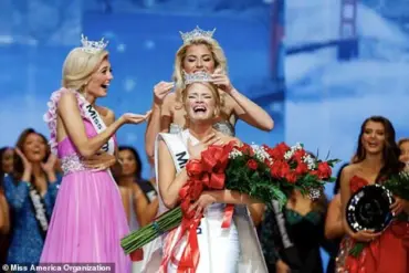 Miss America 2026 Cassie Donegan Faces Makeup Controversy After Viral TikTok Video