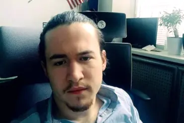 Photo of Viktor Tsatselnikov, Son of Parubiy Assassin, Resurfaces in Ukraine