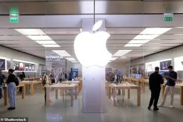 The Environmental Cost of Tech Obsolescence: A Growing Risk to Communities
